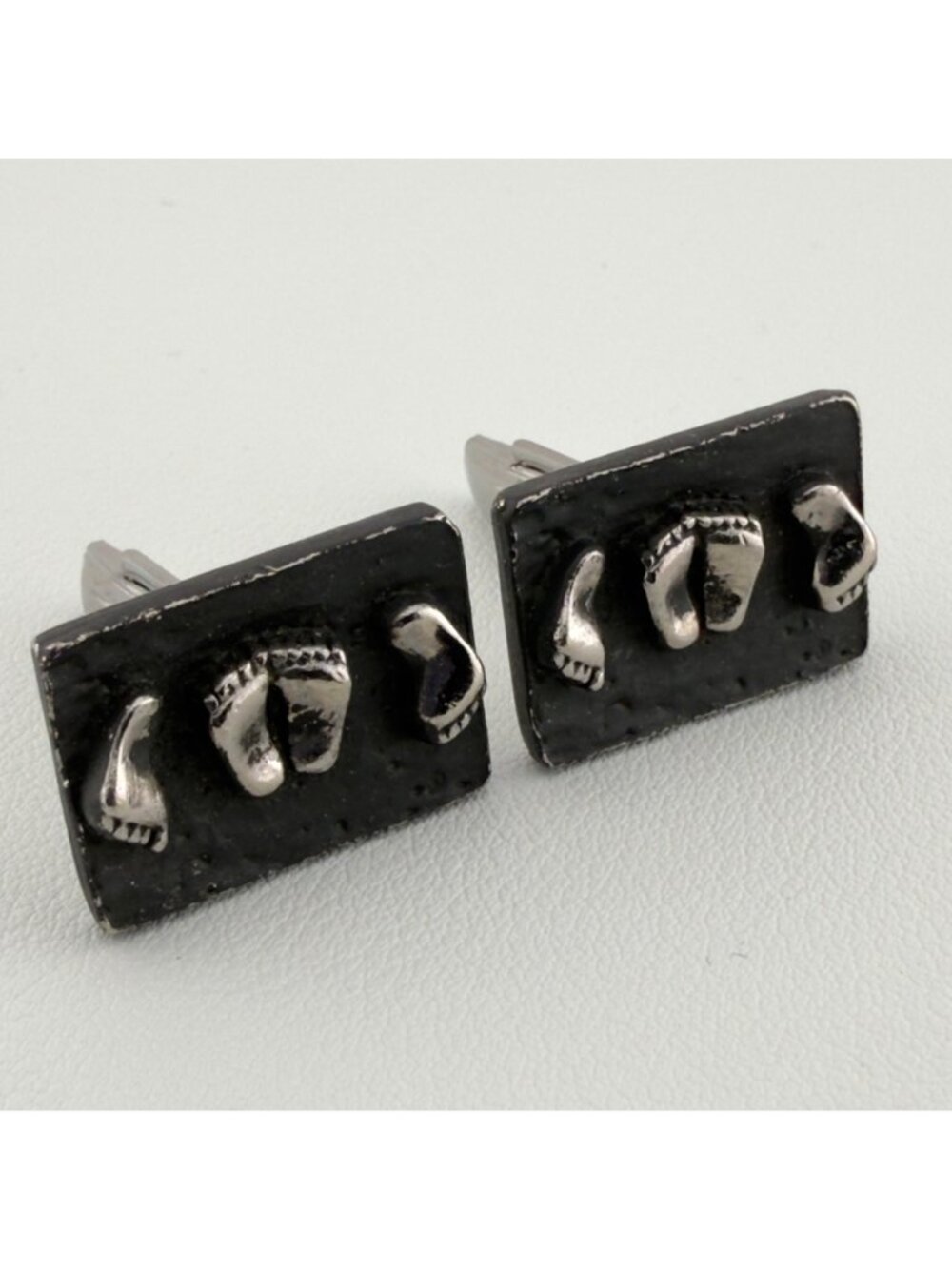 Vintage Black Silver Tone Rectangle Baby Feet Cuff Links - Picture 2 of 8